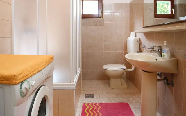 Apartments Boro - Three Bedroom Apartment With Sea View