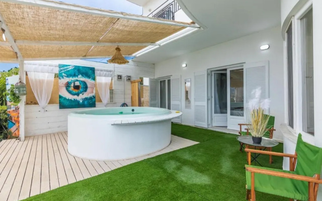White Cycladic House With Jacuzzi