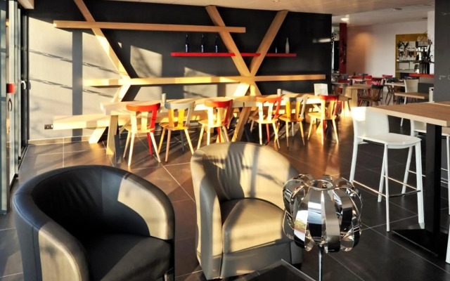 Colmar Hotel