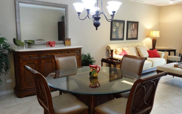 Pacifico L103 - 2bedroom Upscale Ground Floors Unit