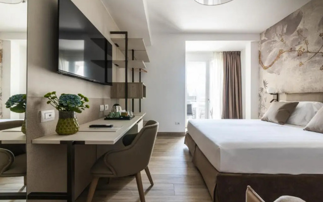 Life Hotel 4 Superior