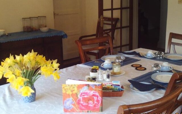 Pyle Guest House