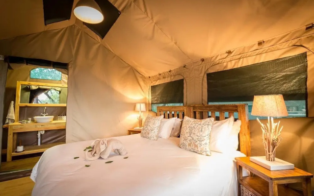 Rukiya Safari Camp