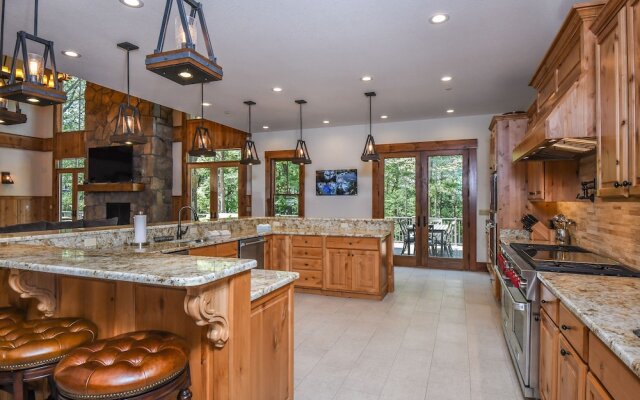 The Haven 8 Bedroom House