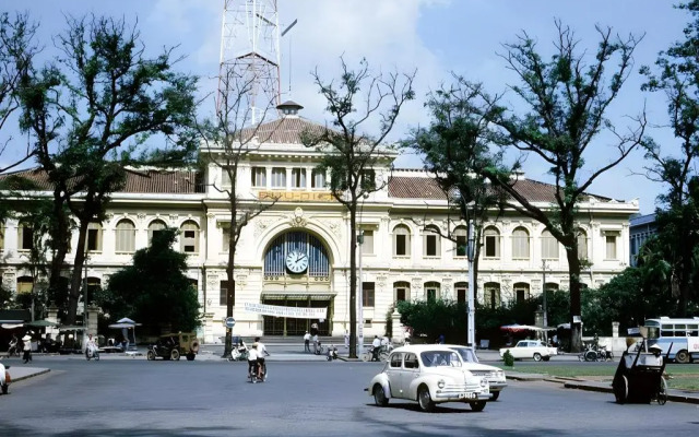 Urban Lodge Hotel - Hostel
