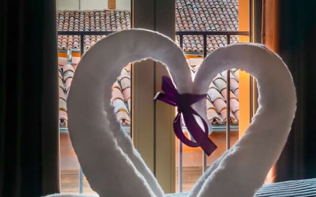 051 Room & Breakfast