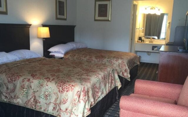 Houston Inn and Suites