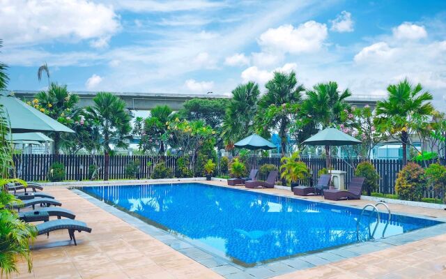 Le Premier Hotel Kota Deltamas