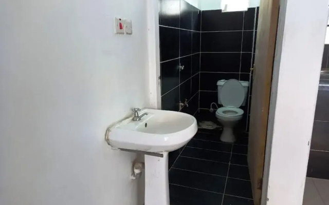 Inviting 1-bed Studio Iwith Breakfast Nairobi