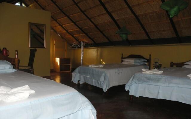 Liya Guest Lodge