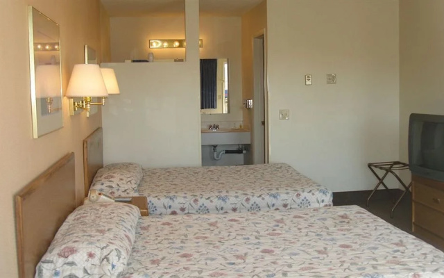 Rodeway Inn