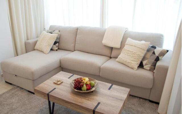 Luxury 1 Bedroom Apartment Next To The Casino