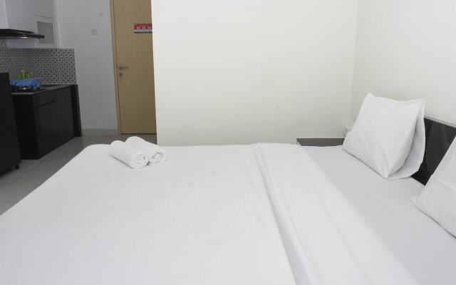 Comfy And Tidy Studio Amethyst Apartment