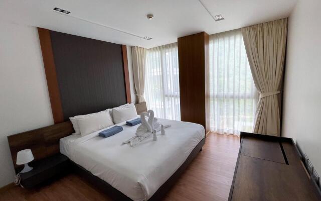 Patong sea view apartment at Privilege, rooftop pool