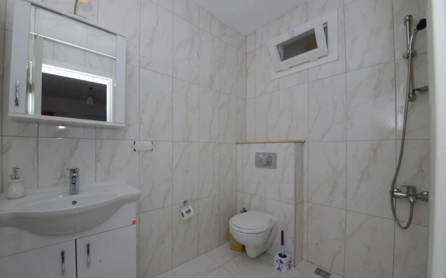 Villa Baris by Akdenizvillam