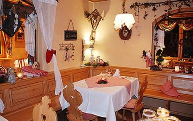 Hotel-Restaurant Bergfriedel