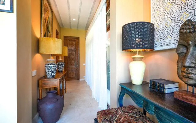 Luxurious Arakana Villa with Pool