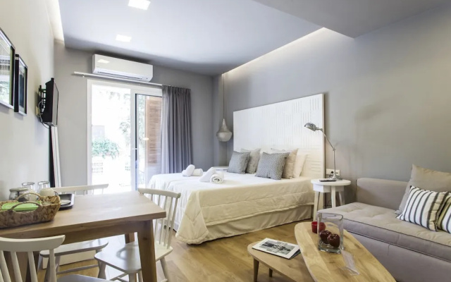 Candia Studios & Rooms