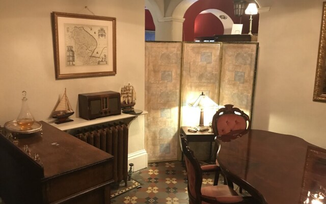 The Priory Hotel