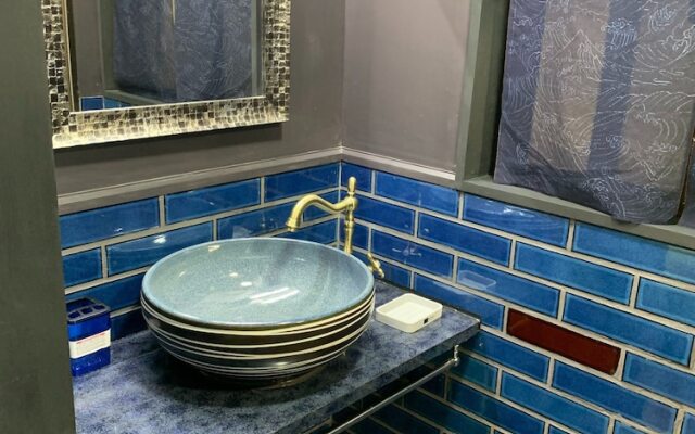 Warayunso Port city May Japanese modern