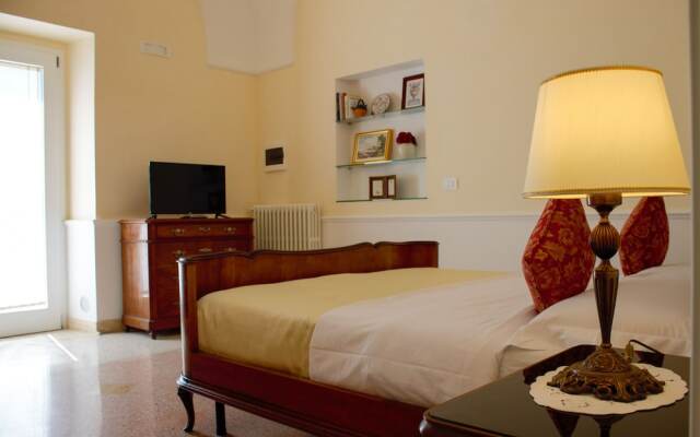 Dimora Le Tre Muse B&B