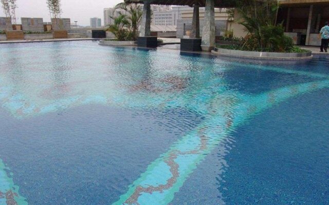 Grand Oriental Hotel