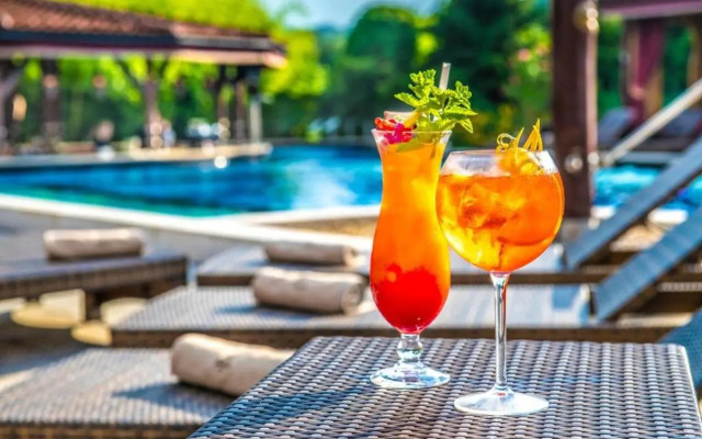 Mesés Shiraz Wellness Hotel Superior