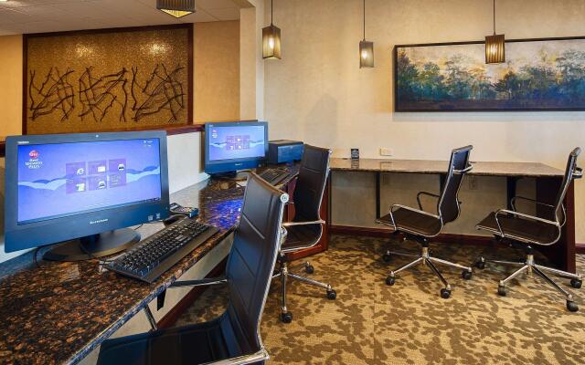 Best Western Plus Dubuque Hotel & Conference Center