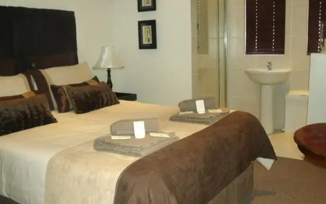Encore Guest House
