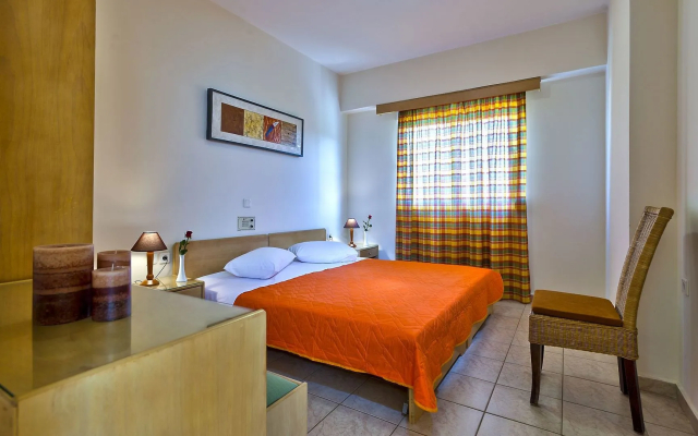 Veronica Hotel