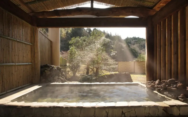 Keikoku Bettei Mochinoki