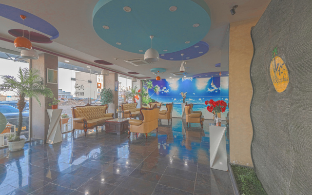 Palette Muscat Al Bayrahaa Hotel