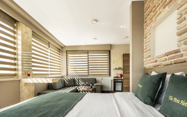 The Pera Hotel
