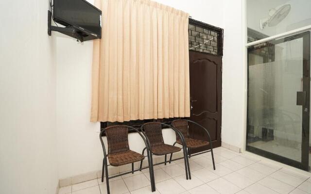 OYO 485 Marcello Residence