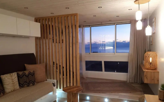 Magnifique Studio Face Mer Avec Place Privative. (Adults Only)