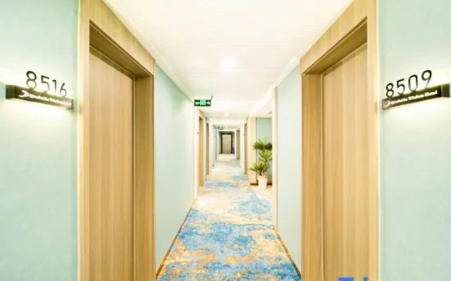 Pujiang Qianbaidu Hotel