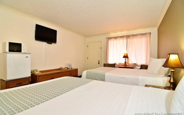 OYO Hotel St. Helens, OR