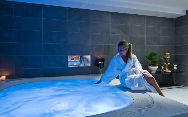 Golden Tulip Sophia Antipolis - Hotel And Spa