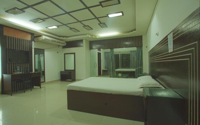 Rax Hotel and Restaurant