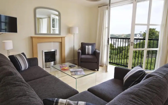 6 Combehaven