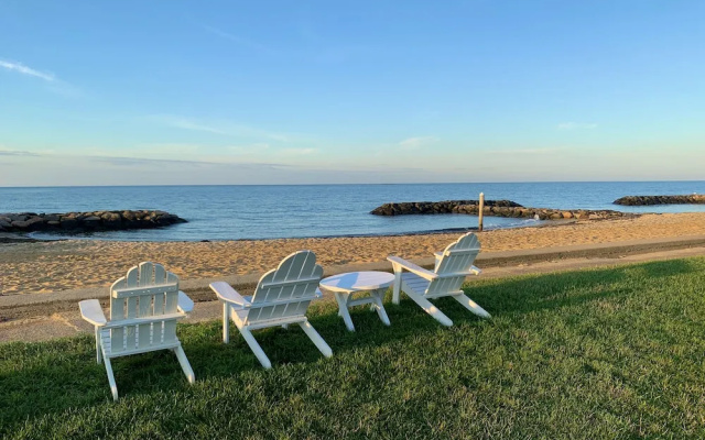 Lighthouse Inn