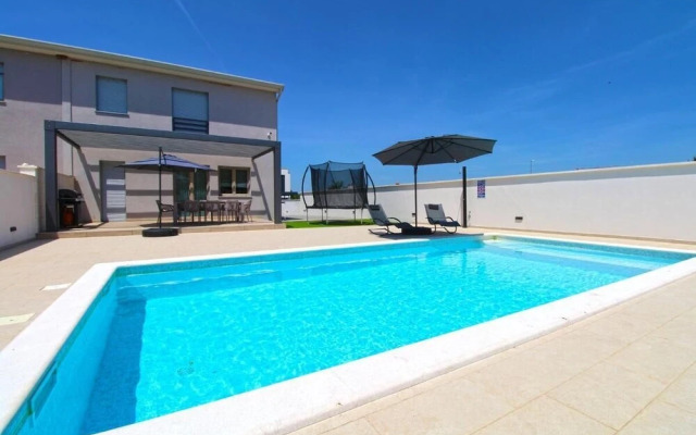 Elegant Villa With Private Pool in Bale