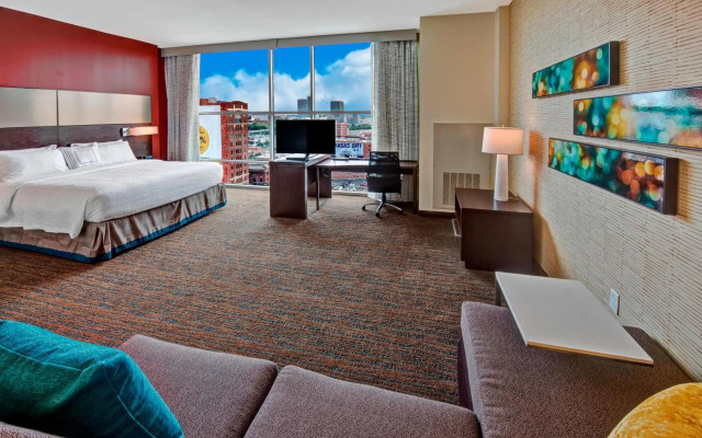 Residence Inn by Marriott Kansas City Downtown/ Convention