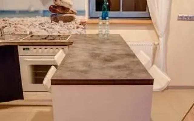 Five Stars Apartments