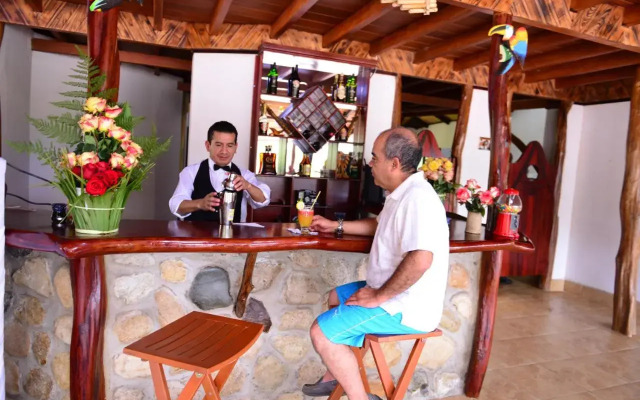 Hosteria Orkidea Lodge