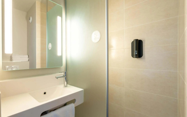 B&B HOTEL MONTELIMAR Sud