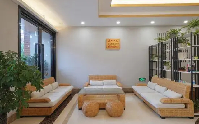 Xinchen  Resort  Hotel