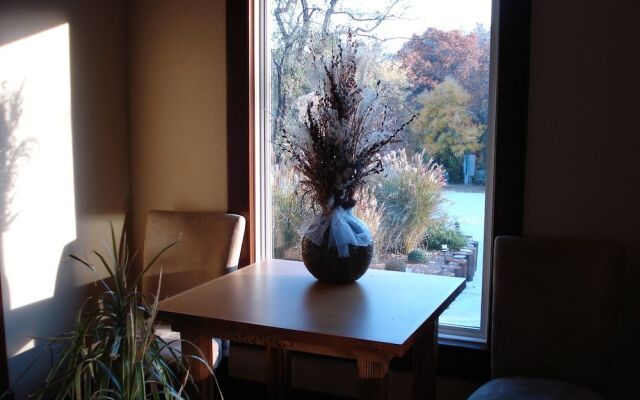 Indian Creek Village Winery