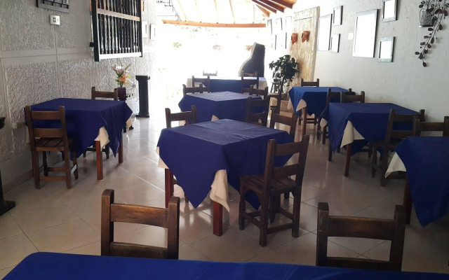 Hotel La Casa Amarela