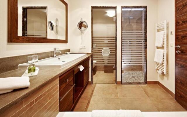 Hotel Berghof Crystal Spa & Sports